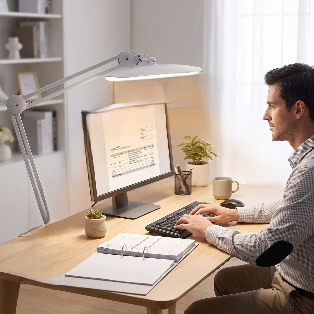 Comment bien choisir sa lampe de bureau ? Le guide complet
